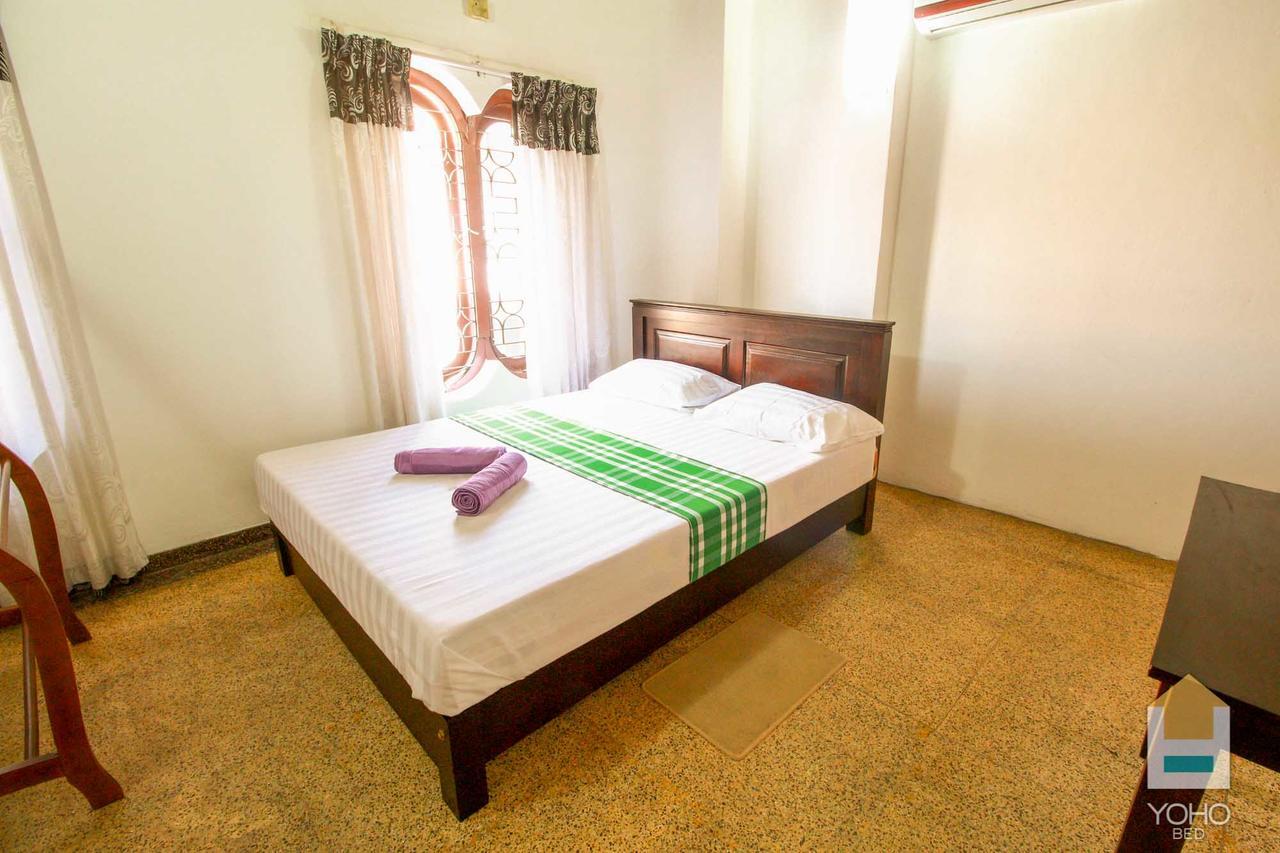 Yoho Relax On Simon Hotel Kolombo Bagian luar foto