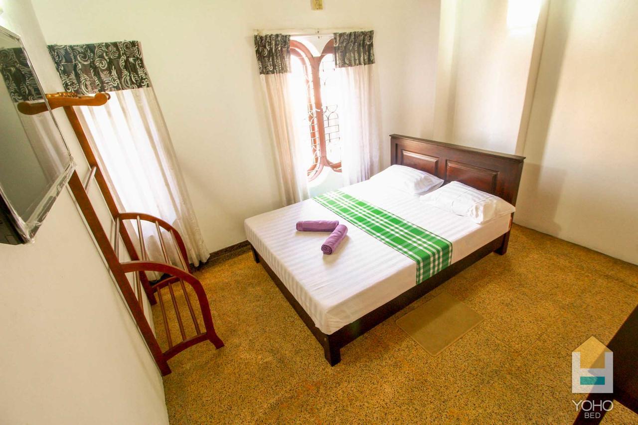 Yoho Relax On Simon Hotel Kolombo Bagian luar foto