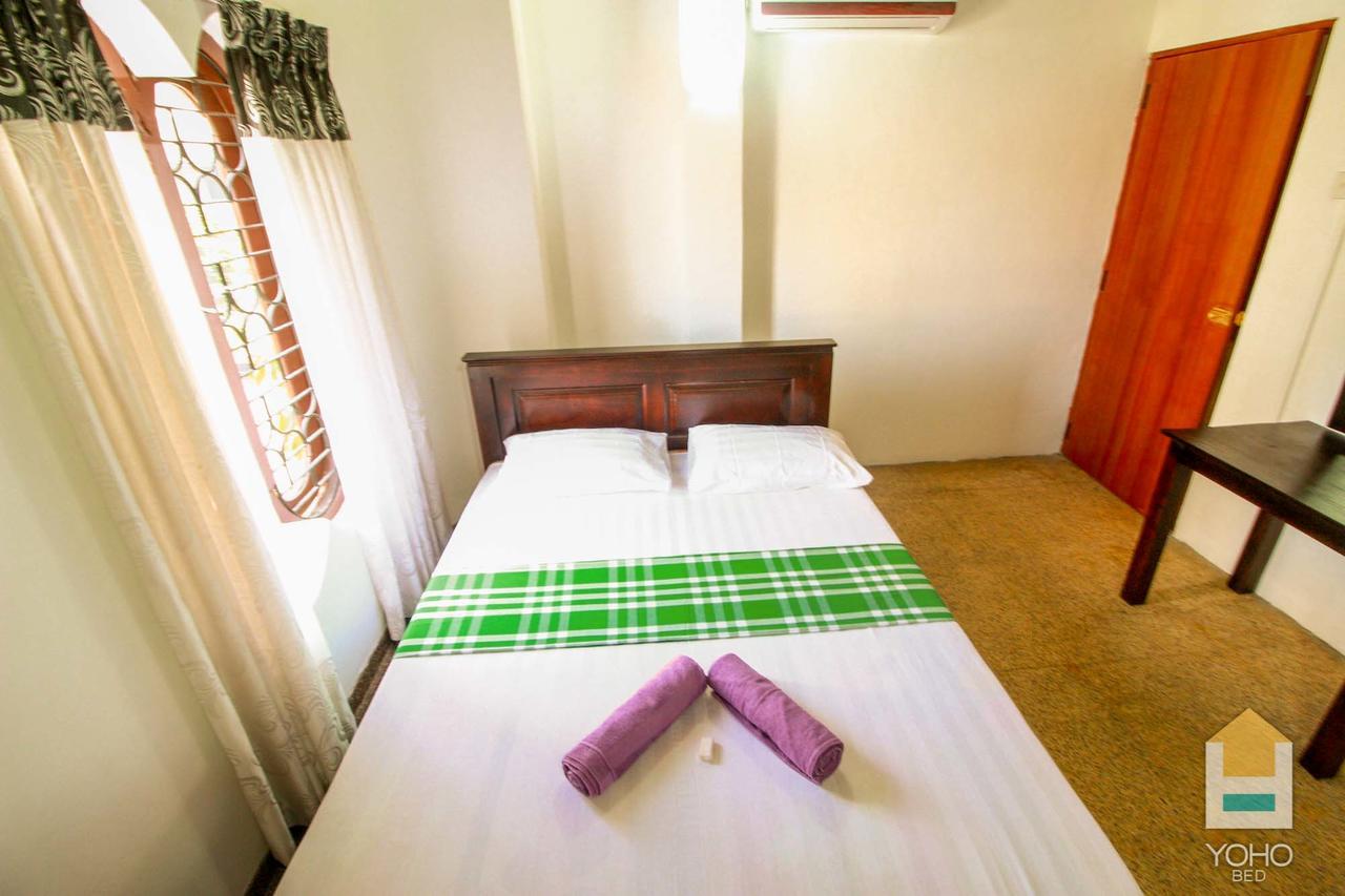 Yoho Relax On Simon Hotel Kolombo Bagian luar foto